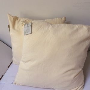 Tommy Bahama Accents - 2 Tommy Bahama Monaco Palm Silk Pillows Yellow Tommy Bahama Accents - 2 Tommy Bahama Monaco Palm Silk Pillows Yellow